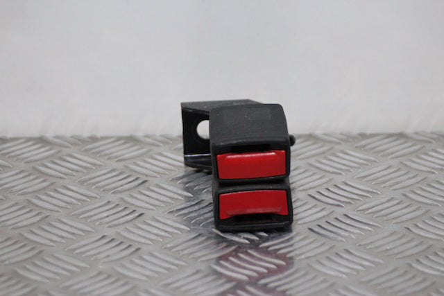Opel Insignia Seat Belt Buckle Lock Centre Rear 
