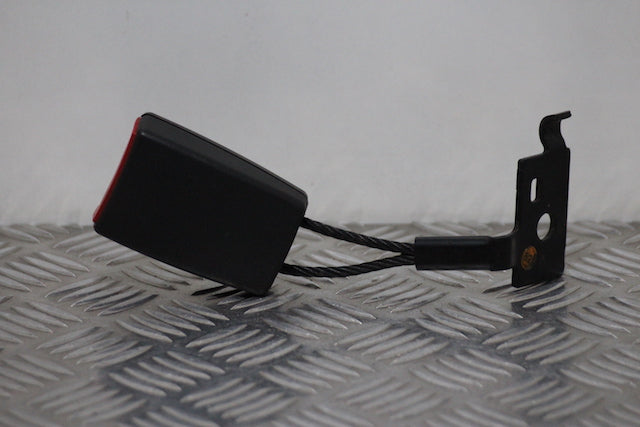 Opel Vectra Seat Belt Buckle Lock Rear Passengers Side 