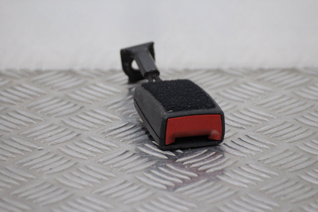 Peugeot 207 Seat Belt Buckle Lock Rear Drivers Side 