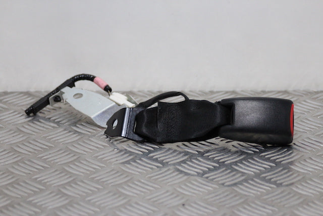 Mazda Mazda3 Seat Belt Buckle Lock Rear Passengers Side 