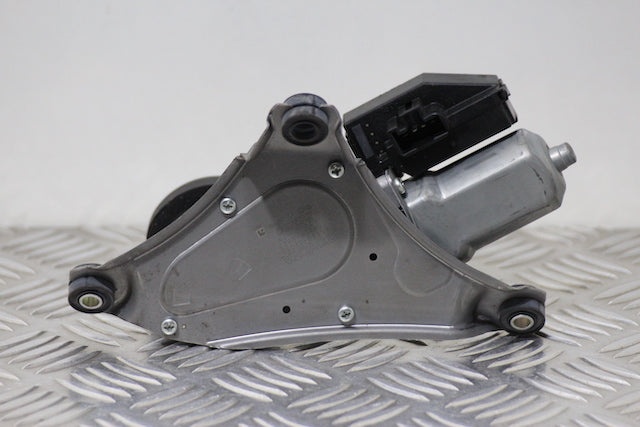 Toyota Auris Wiper Motor Rear (2012) genuine OEM used part - CarBreakers.ie