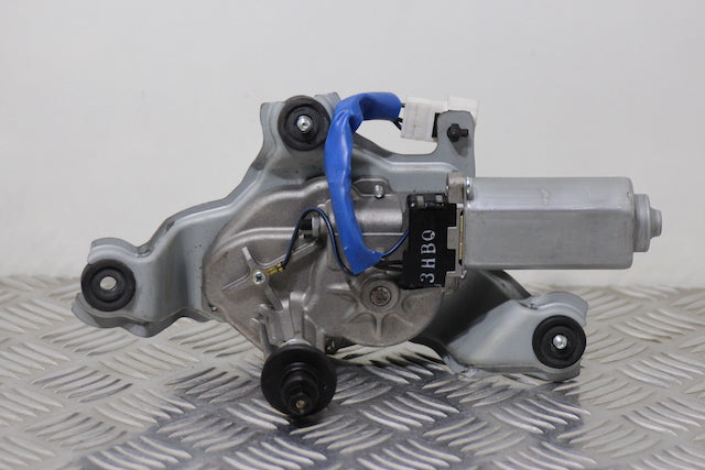 Hyundai i30 Wiper Motor Rear (2012) genuine OEM used part - CarBreakers.ie