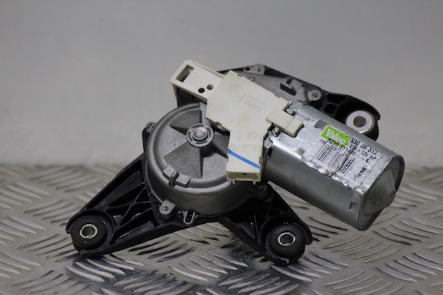 Renault Clio Wiper Motor Rear (2010) genuine OEM used part - CarBreakers.ie