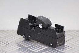 Hyundai i30 Window Switch Rear Drivers Side 