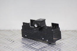 Hyundai i30 Window Switch Rear Passengers Side 
