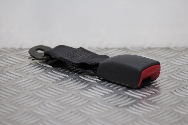 Suzuki Swift Seat Belt Buckle Lock Drivers Rear 