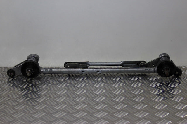 Nissan Qashqai Wiper Mechanism 