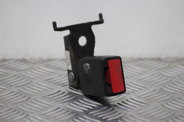 Renault Megane Seat Belt Buckle Lock Rear Drivers Side 