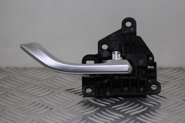 Hyundai i30 Door Handle Inner Rear Drivers Side 