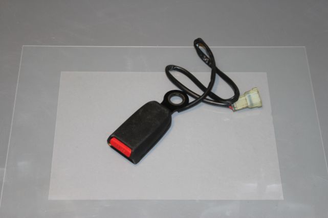 Suzuki Baleno Seat Belt Buckle Lock Front Drivers Side 