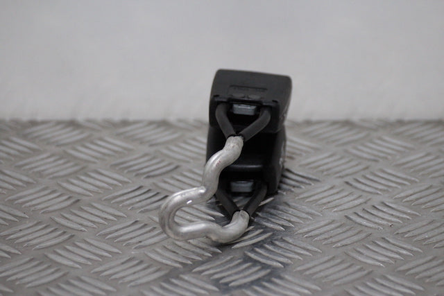 Skoda Fabia Seat Belt Buckle Lock Rear Passengers Side 