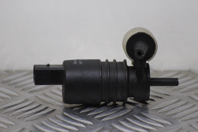 Mitsubishi Colt Windscreen Wash Water Bottle Motor (2006)