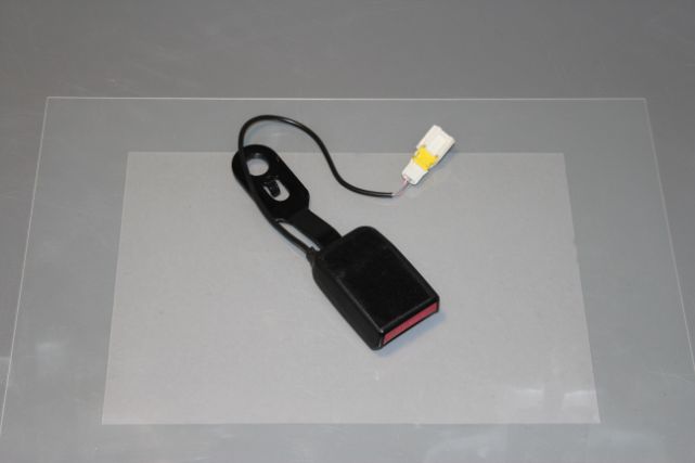 Peugeot 207cc Coupe Seat Belt Buckle Lock Front Passengers Side 