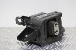 Hyundai i30 Engine Mounting Drivers Side 