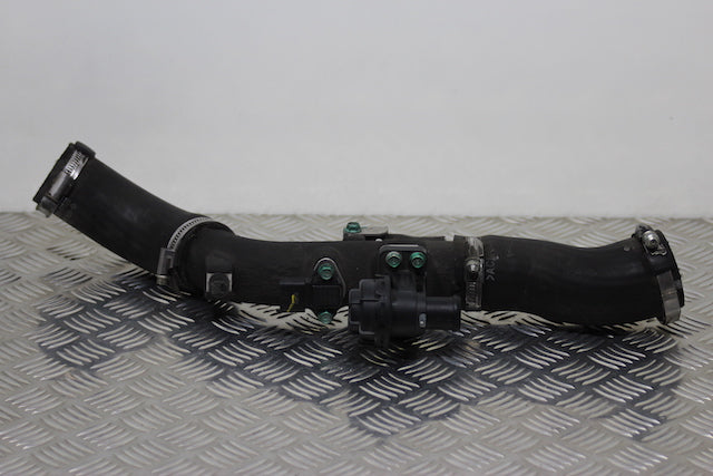 Hyundai i30 Air Feed Pipe from Intercooler to Throttle Body 