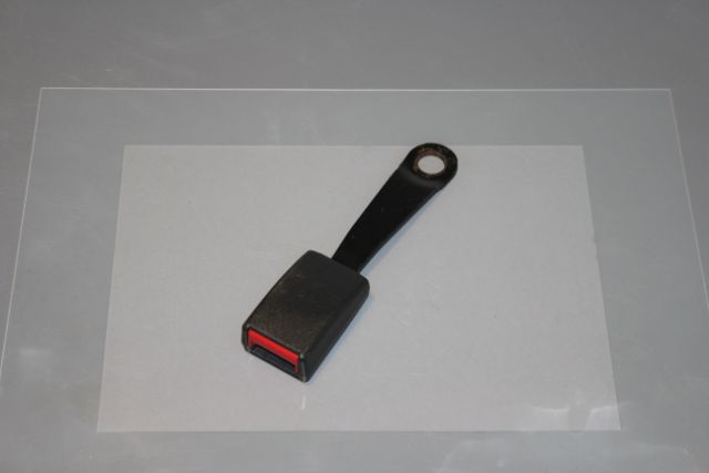 Toyota Corolla Seat Belt Buckle Lock Front Drivers Side 