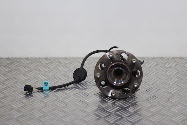 Hyundai i30 Hub with Bearing Rear Drivers Side 
