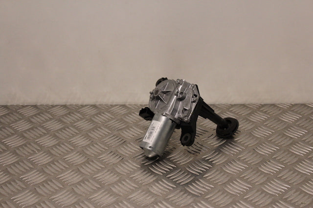 Dacia Duster Wiper Motor Rear (2015) genuine OEM used part - CarBreakers.ie