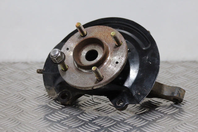 Hyundai Atoz Stub Axle with Hub and Bearing Front Drivers Side 