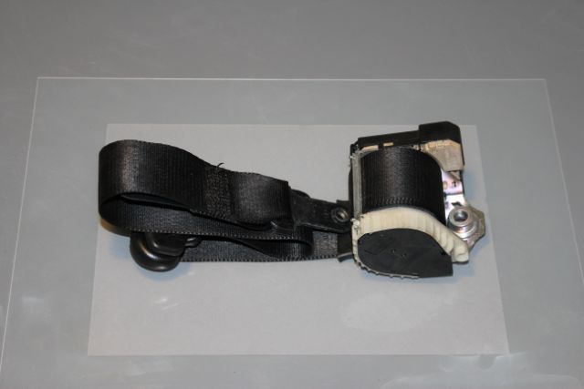 Ford Mondeo Seat Belt Front Passengers Side 