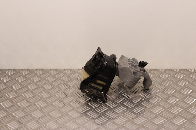Dacia Duster Engine Mounting Drivers Side 