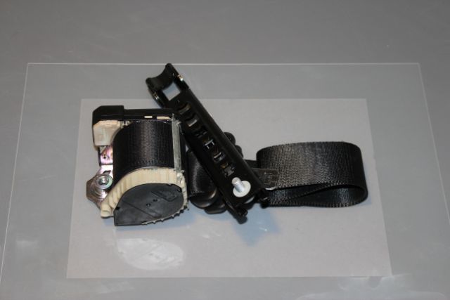 Ford Focus Seat Belt Front Passengers Side 