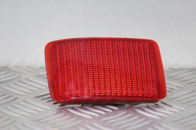 Suzuki Vitara Reflector Rear Passengers  Side (2008)