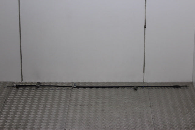 Hyundai i30 Handbrake Cable L 