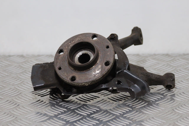 Fiat Seicento Stub Axle with Hub and Bearing Front Drivers Side 