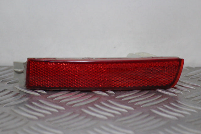 Nissan Juke Reflector Rear Drivers Side 