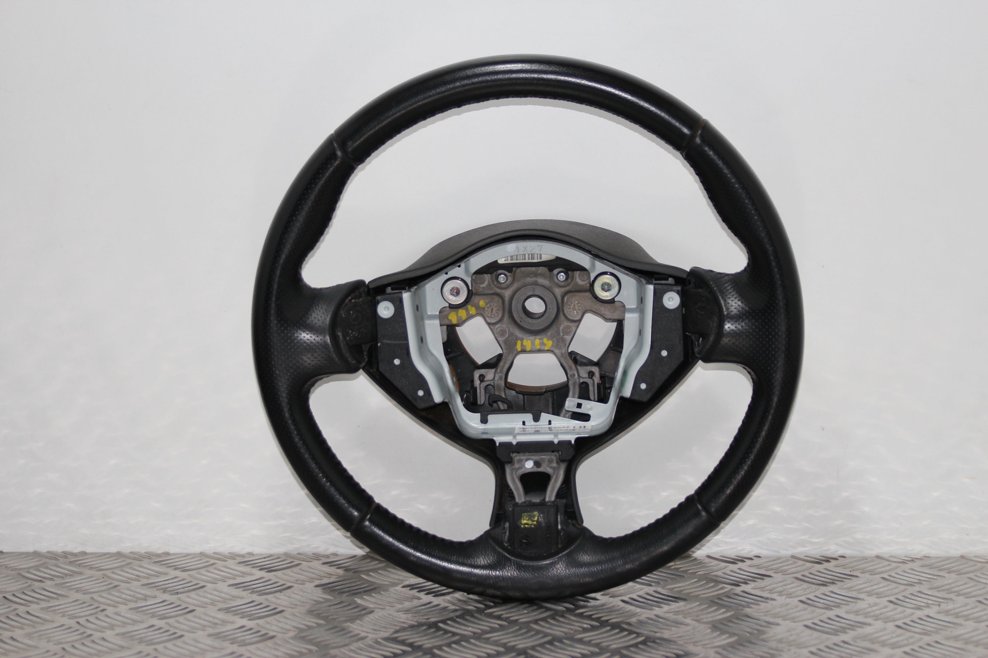 Nissan Juke Steering Wheel (2012)