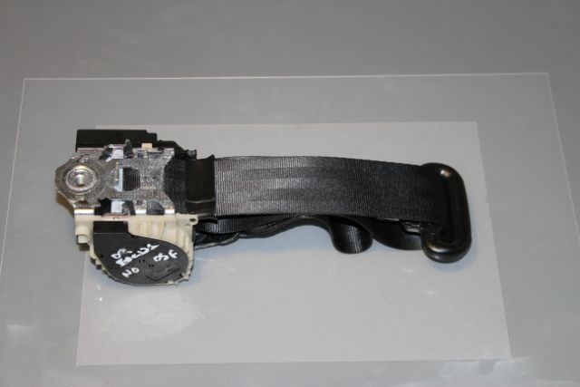 Nissan Micra Seat Belt Buckle Lock Front Drivers Side (2004)