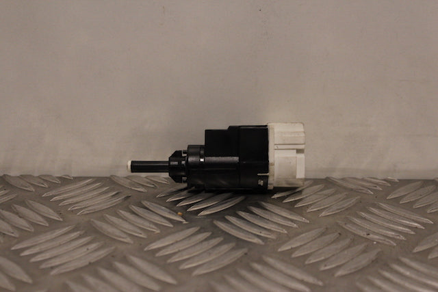Dacia Duster Brake Pedal Switch (2015)