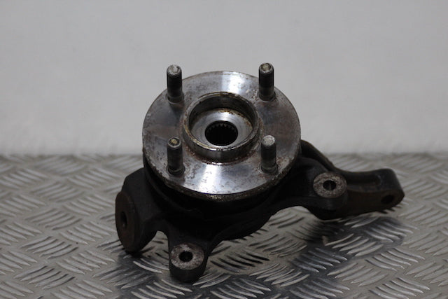 Nissan Micra Stub Axle with Hub and Bearing Front Drivers Side 
