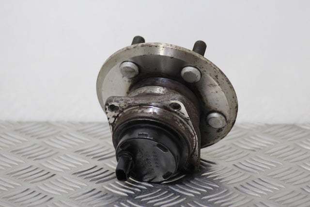 Toyota Avensis Hub with Bearing Rear Passengers Side 