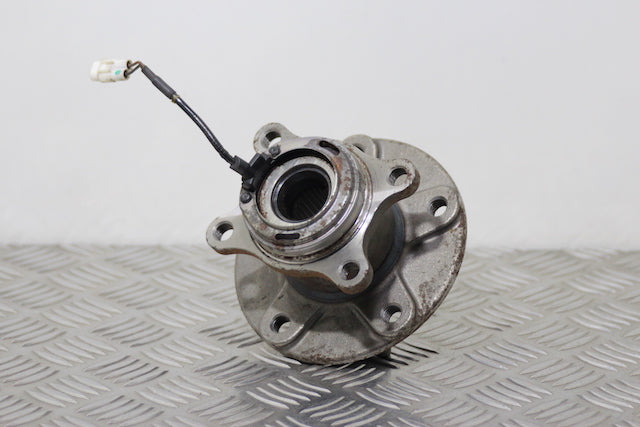 Suzuki SX4 Hub with Bearing Rear Passengers Side 