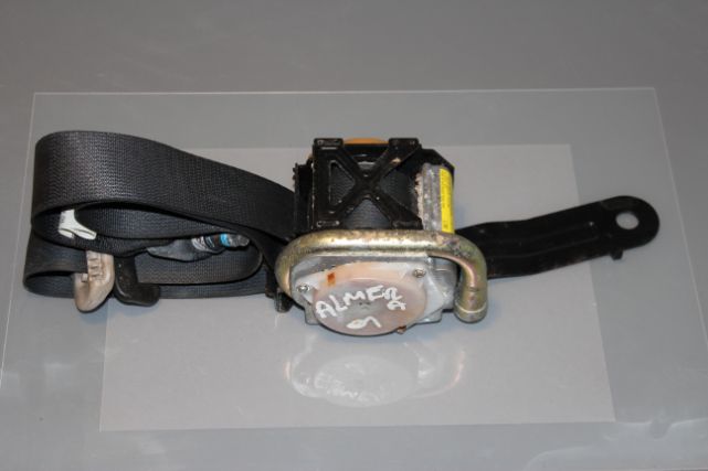 Nissan Almera Seat Belt Front Passengers Side 