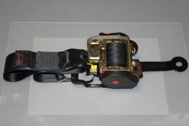 Nissan Primera Seat Belt Front Passengers Side (2001)