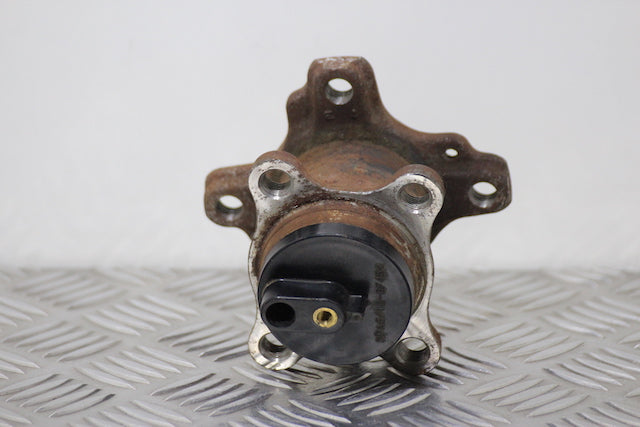 Suzuki Swift Hub with Bearing Rear Drivers Side 