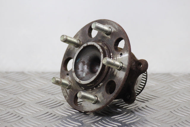 Kia Ceed Hub with Bearing Rear Passengers Side 