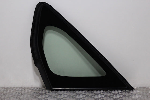 Toyota Auris Quarter Panel Window Glass Front Passengers Side 