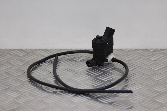 Hyundai i10 Windscreen Wash Water Bottle Motor 