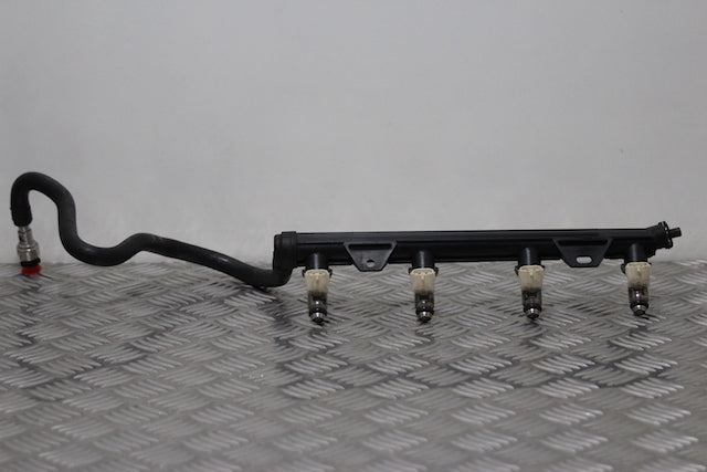 Volkswagen Golf Fuel Injector 