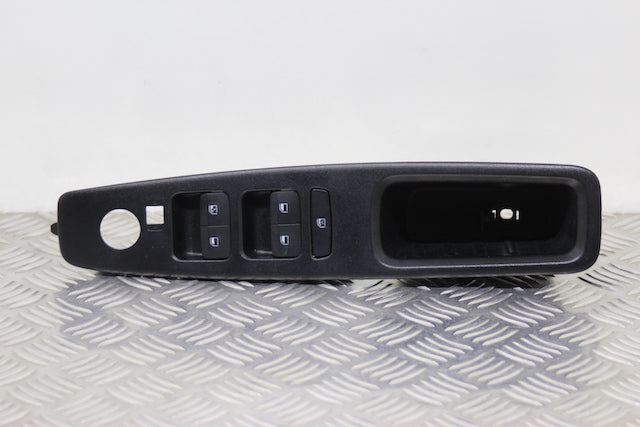 Hyundai i10 Window Switch Front Drivers Side 