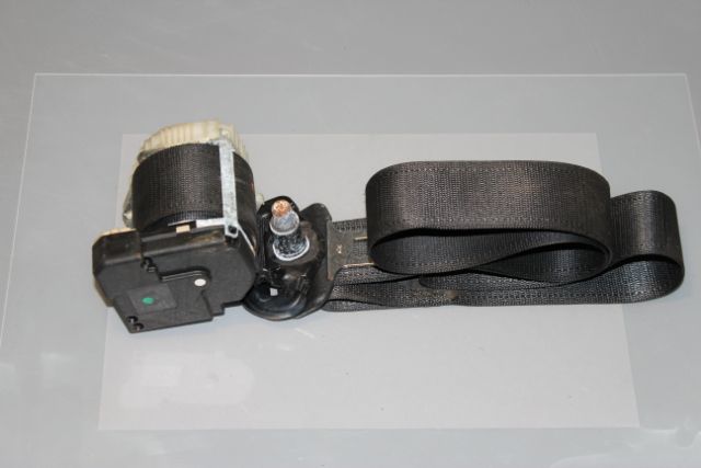 Opel Corsa Seat Belt Front Passengers Side 