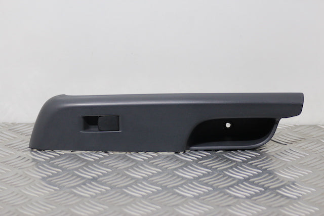 Suzuki Alto Window Switch Front Passengers Side (2010)