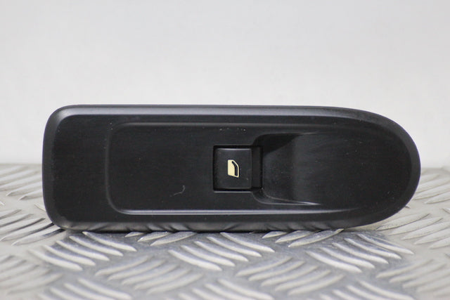 Peugeot 308 Window Switch Front Passengers Side 