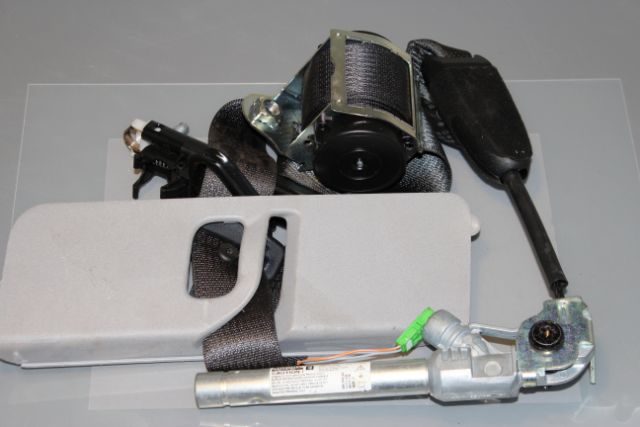 Opel Corsa Seat Belt Front Drivers Side 