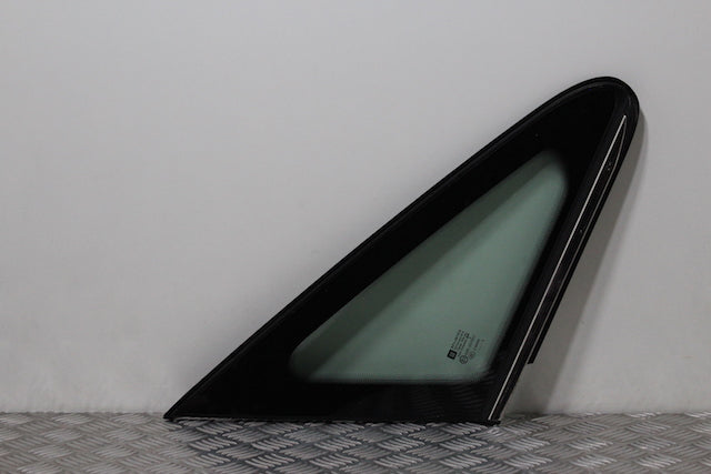 Opel Zafira Quarter Panel Window Glass Front Drivers Side 