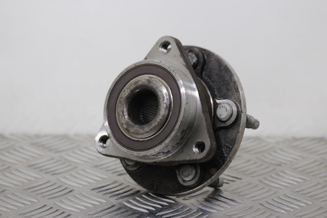 Opel Astra Stub Axle Front Passengers Side 